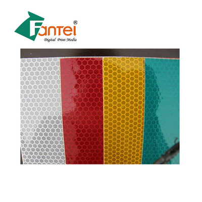 Cột đèn Cờ phản quang Biểu ngữ Uốn cong 1X1m 350gsm cho quảng cáo