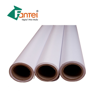 Biểu ngữ ngoài trời PVC nhiều lớp lạnh 240gsm 50m Độ mịn tốt