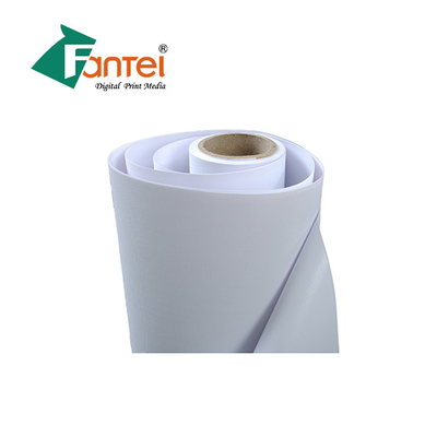 240gsm 7oz 200D * 300D Biểu ngữ PVC Cuộn sáng trước nhiều lớp lạnh